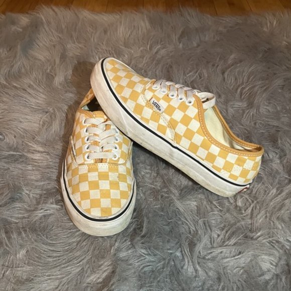 Van - Picture 2 of 2